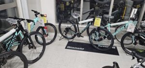 27.5インチのモデルから29インチのモデルまで。